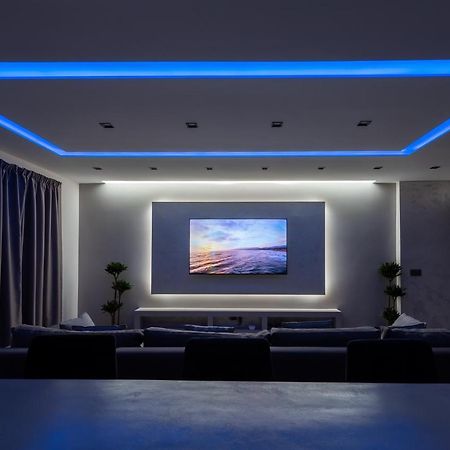 Luxury 2 Bed Apartment In The Heart Of St Julians Сент Джулианс Экстерьер фото