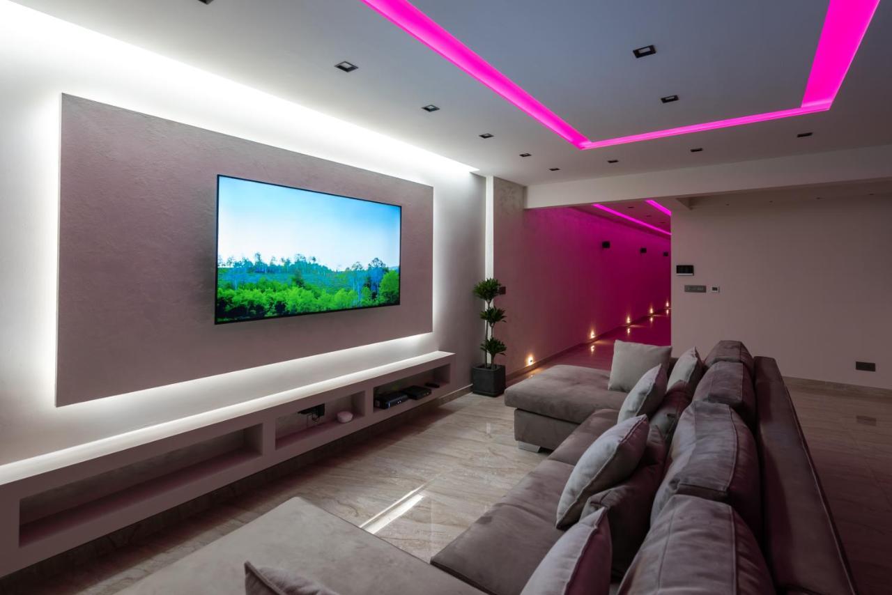 Luxury 2 Bed Apartment In The Heart Of St Julians Сент Джулианс Экстерьер фото