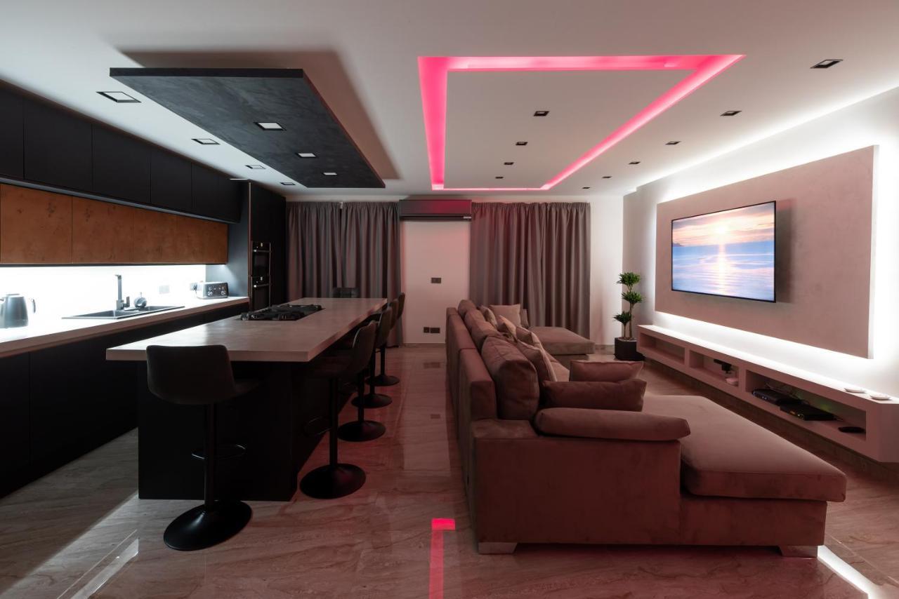 Luxury 2 Bed Apartment In The Heart Of St Julians Сент Джулианс Экстерьер фото