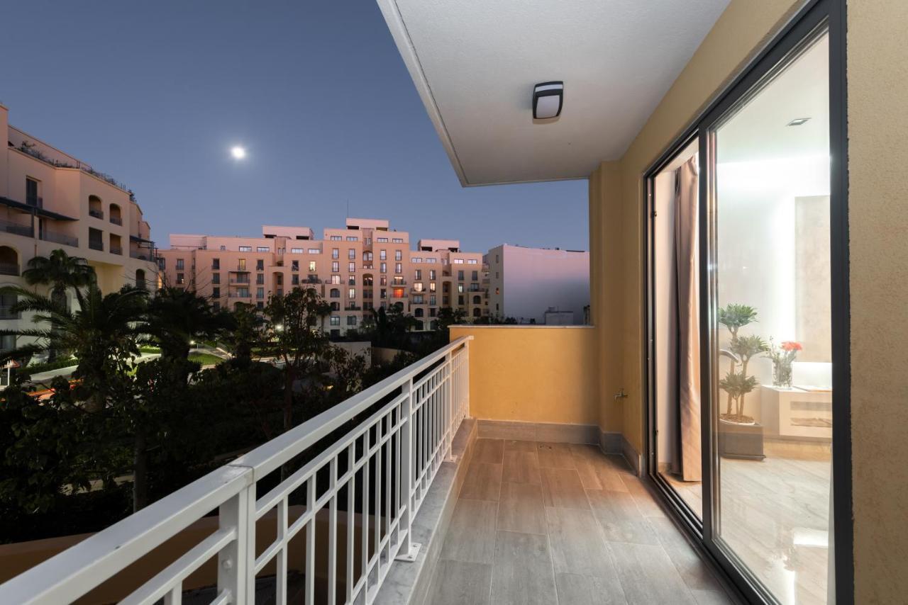Luxury 2 Bed Apartment In The Heart Of St Julians Сент Джулианс Экстерьер фото